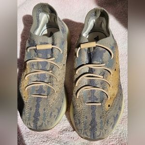 Adidas kids size 3 Multicolor Yeezy